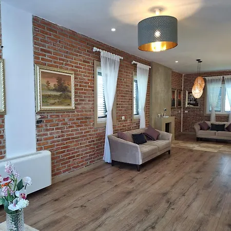 Twin Bed & Breakfast